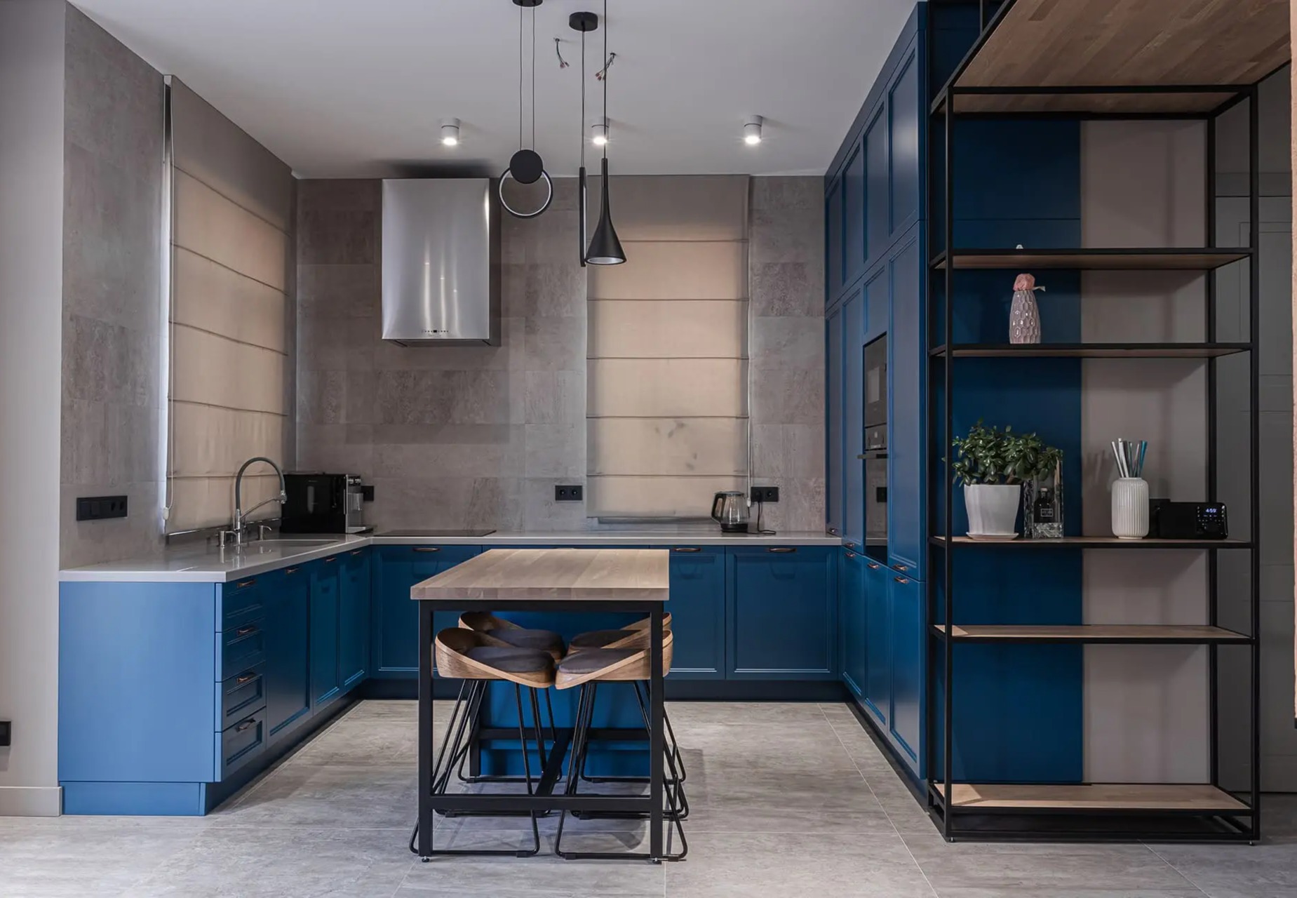 Кухня в синіх відтінках